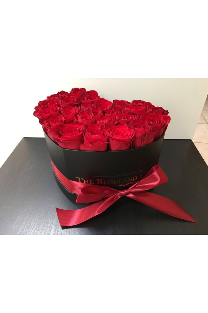 Herzschachtel mit Schnittrosen