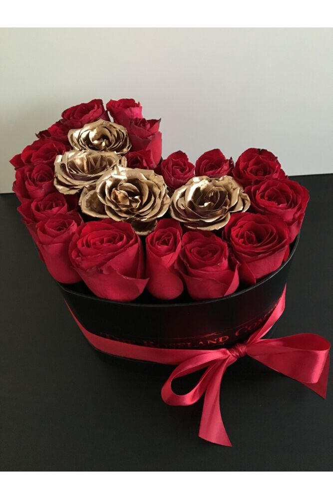 Herzschachtel mit Schnittrosen
